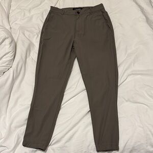 Cuts Clothing Men's AO Joggers in Canyon